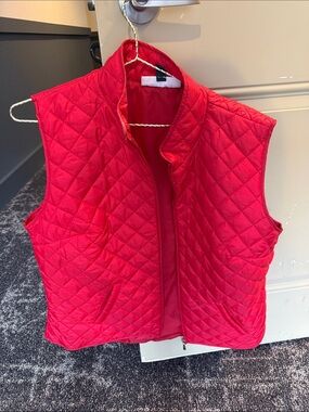 Karen Scott never worn Quilted Red Sleeveless Puffer Vest